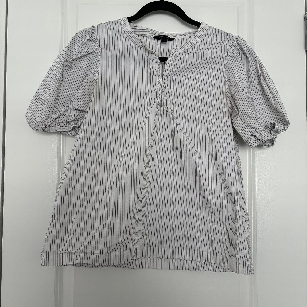 Striped Puff-Sleeve Blouse 🤍 Size M
